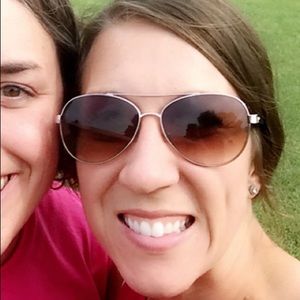 Meet your Posher, Jenna